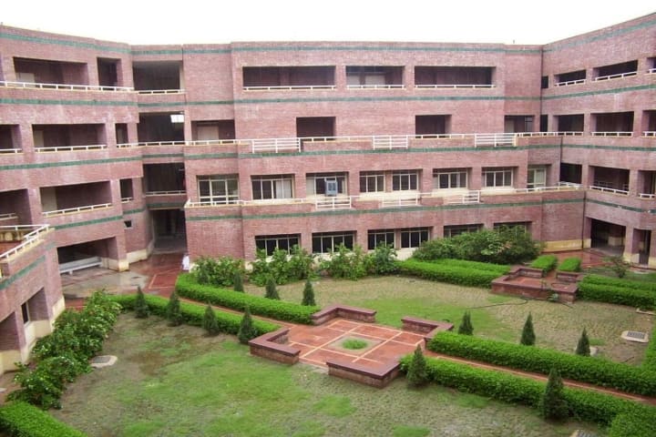 NSUT Delhi campus in New Delhi, Delhi, India