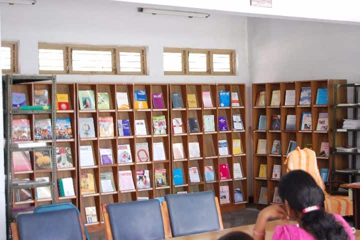 Sri Padmavati Mahila Visvavidyalayam campus in Tirupati, Andhra Pradesh, India — photo 6
