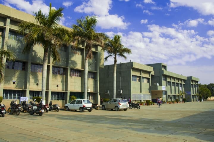 BCET Gurdaspur campus in Gurdaspur, Punjab, India — photo 4