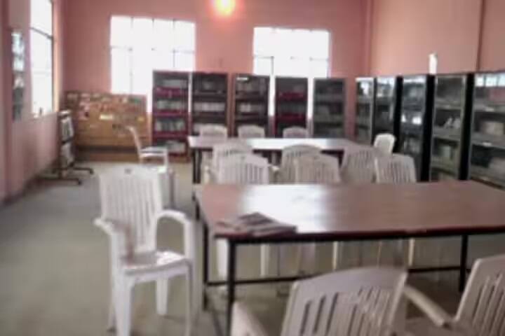 Shri Deendayal Kushwaha Mahavidyalaya campus in Kanpur Nagar, Uttar Pradesh, India — photo 2