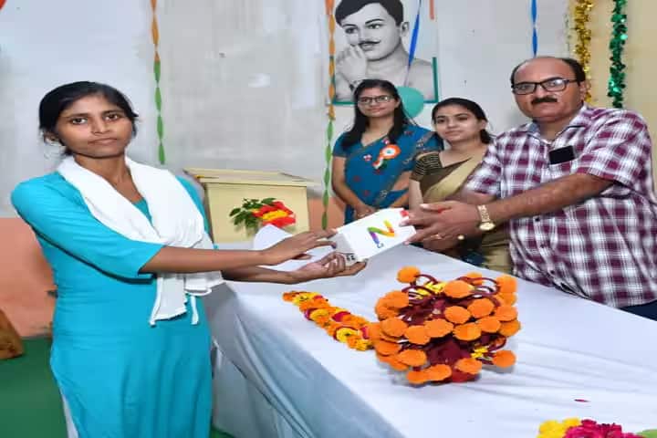 SSD Girls Degree College campus in Hathras, Uttar Pradesh, India — photo 4