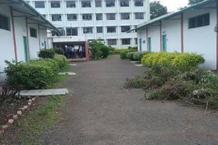 Shirdi Sai Rural Institutes Arts Science and Commerce College campus in Rahata, Maharashtra, India — photo 2