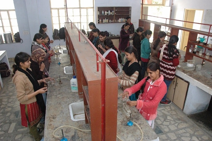 Sant Jayacharya Girls College campus in Jaipur, Rajasthan, India — photo 4