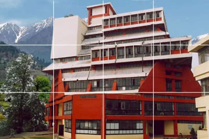 HPU Shimla campus in Shimla, Himachal Pradesh, India — photo 5