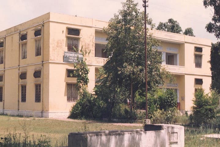 Gurukul Mahavidyalaya campus in Rishikesh, Uttarakhand, India — photo 2