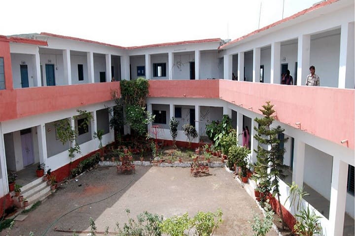 Gurukul Mahavidyalaya campus in Rishikesh, Uttarakhand, India — photo 3