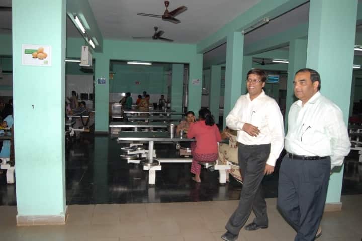 GITAM Dental College and Hospital campus in Visakhapatnam, Andhra Pradesh, India — photo 4