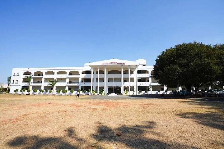 Marathwada Shikshan Prasarak Mandal's Arts Commerce and Science College campus in Dharur, Maharashtra, India — photo 1