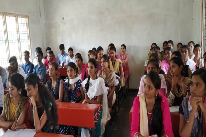 Dr Cv Raman Science College campus in Sironcha, Maharashtra, India — photo 2