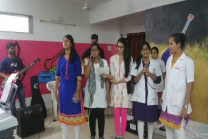 Sumandeep Vidyapeeth campus in Vadodara, Gujarat, India — photo 4