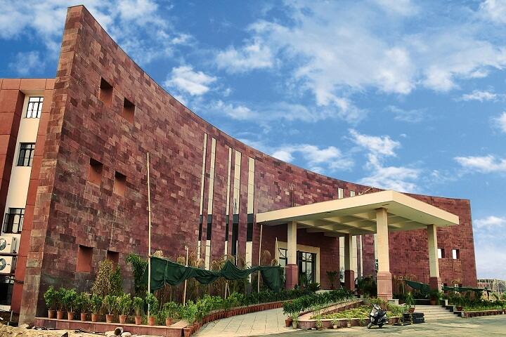 Poornima University campus in Jaipur, Rajasthan, India — photo 3