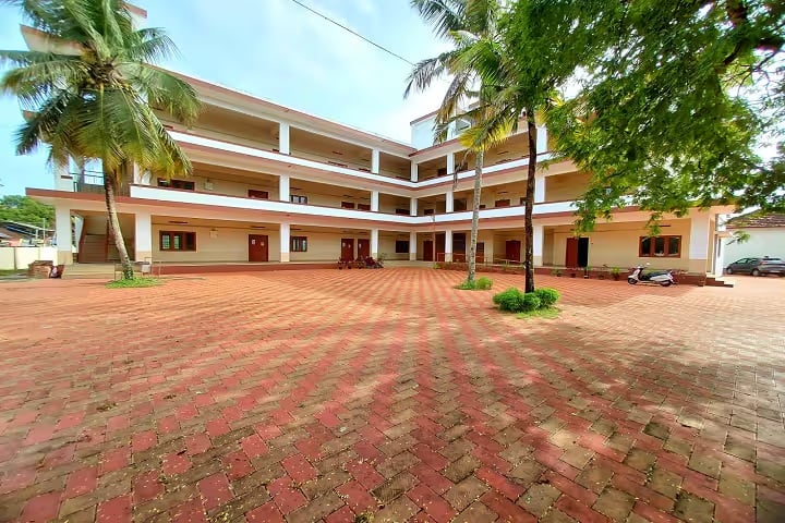 SDV College of Arts and Sciences campus in Alappuzha, Kerala, India — photo 1