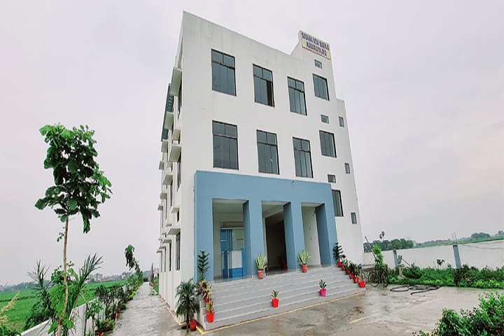 Sudama Devi Mahila Mahavidyalaya campus in Chandauli, Uttar Pradesh, India — photo 2