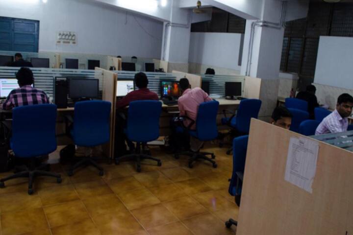Ravenshaw University campus in Cuttack, Odisha, India — photo 6