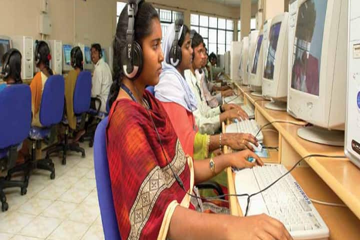 CAHCET Vellore campus in Vellore, Tamil Nadu, India — photo 3