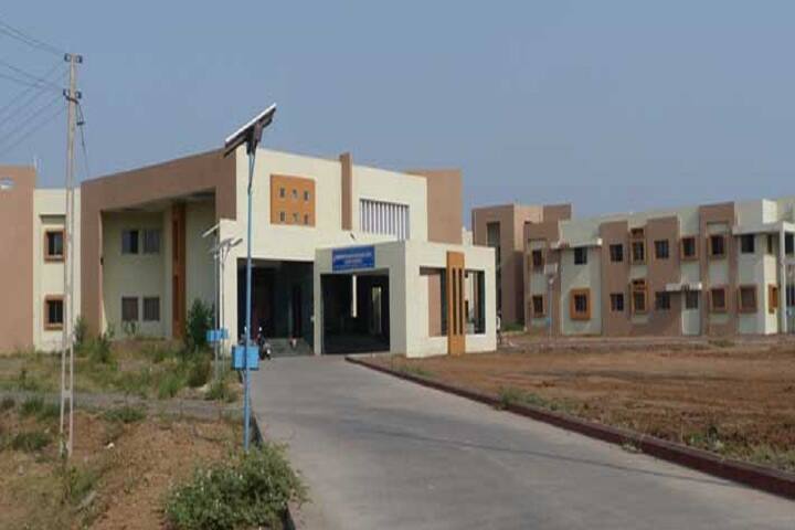 Navsari Agricultural University campus in Navsari, Gujarat, India — photo 3