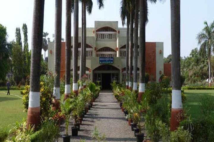 Navsari Agricultural University campus in Navsari, Gujarat, India — photo 4