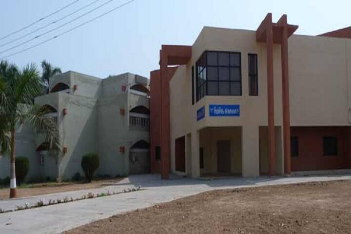Navsari Agricultural University campus in Navsari, Gujarat, India — photo 5