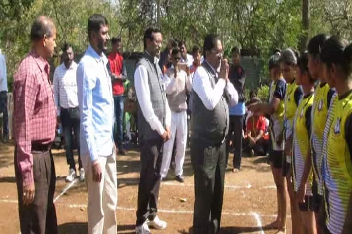 Kakasaheb Chavan College campus in Maharashtra, India — photo 3