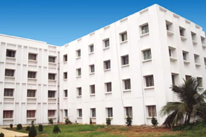 Raghu Engineering College campus in Visakhapatnam, Andhra Pradesh, India — photo 6