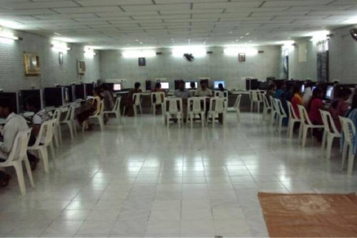 Tellakula Jalayya Polisetty Somasundaram College campus in Guntur, Andhra Pradesh, India — photo 3