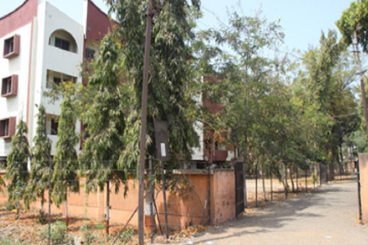 Tapi Valley Education Society's Dhanaji Nana Mahavidyalaya campus in Faizpur, Maharashtra, India — photo 4