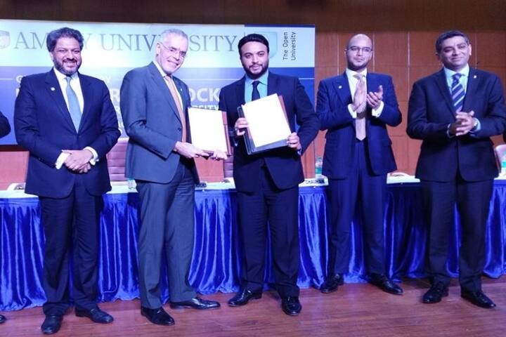 Amity Directorate of Distance and Online Education campus in Noida, Uttar Pradesh, India — photo 3