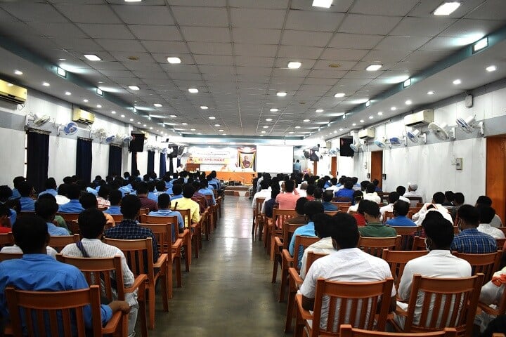 Ramakrishna Mission Sikshanamandira campus in Howrah, West Bengal, India — photo 3