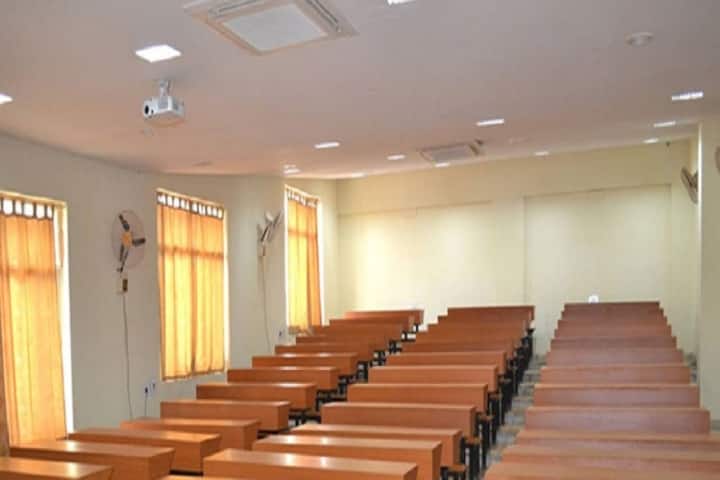 Kalinga Institute of Dental Sciences campus in Bhubaneshwar, Odisha, India — photo 3