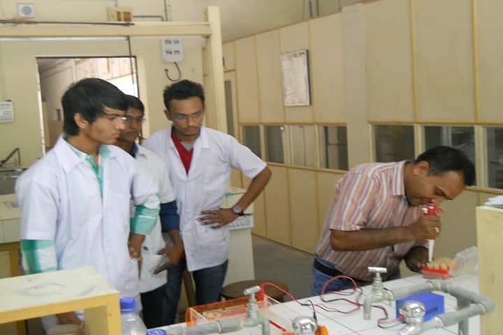 Sheth MN Science College campus in Patan, Gujarat, India — photo 5