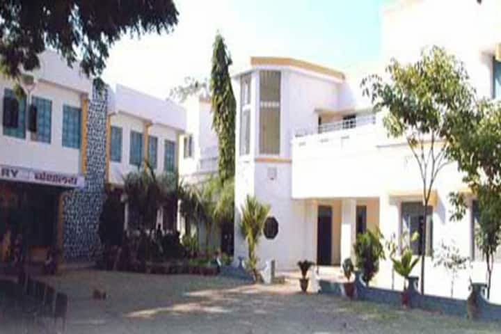 Shri Kisanlal Nathmal Goenka Arts and Commerce College campus in Washim, Maharashtra, India — photo 1