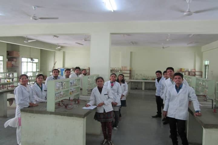 Shri Jayantilal Hirachand Sanghvi Gujarati Innovative College of Commerce and Science campus in Indore, Madhya Pradesh, India — photo 2