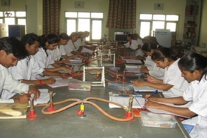 Shri Jayantilal Hirachand Sanghvi Gujarati Innovative College of Commerce and Science campus in Indore, Madhya Pradesh, India — photo 3