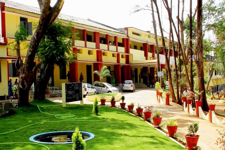 Sree Narayana College, Kavasseri campus in Palakkad, Kerala, India