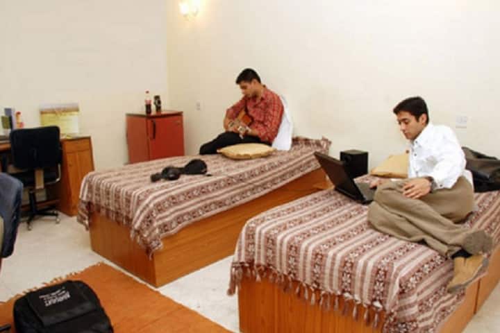 Chalapathi Institute of Technology campus in Guntur, Andhra Pradesh, India — photo 2