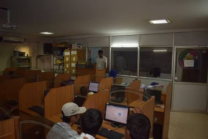 MALD Government Degree College campus in Gadwal, Telangana, India — photo 4