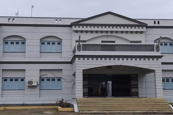 Shri Saraswati College of Education campus in Gir Somnath, Gujarat, India — photo 1