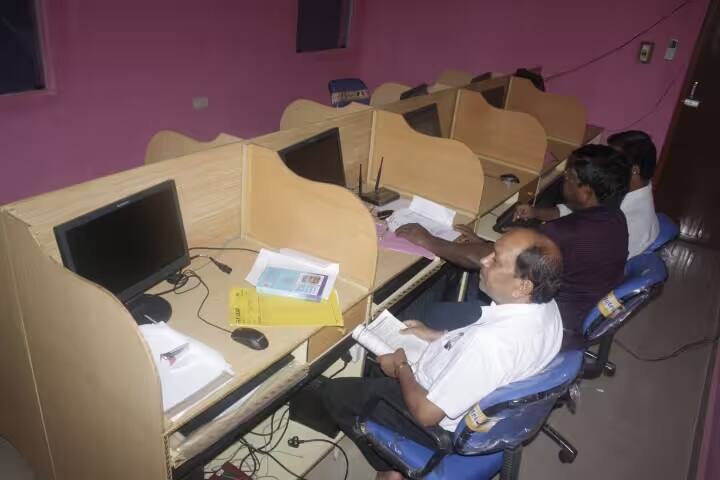 Mahima Mahavidyalaya campus in Bhubaneswar, Odisha, India — photo 5