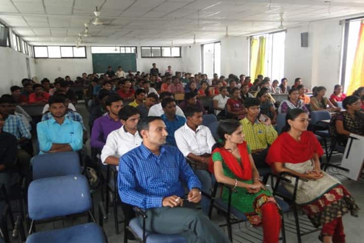 Grow More Faculty of Computer Application campus in Himmatnagar, Gujarat, India — photo 2