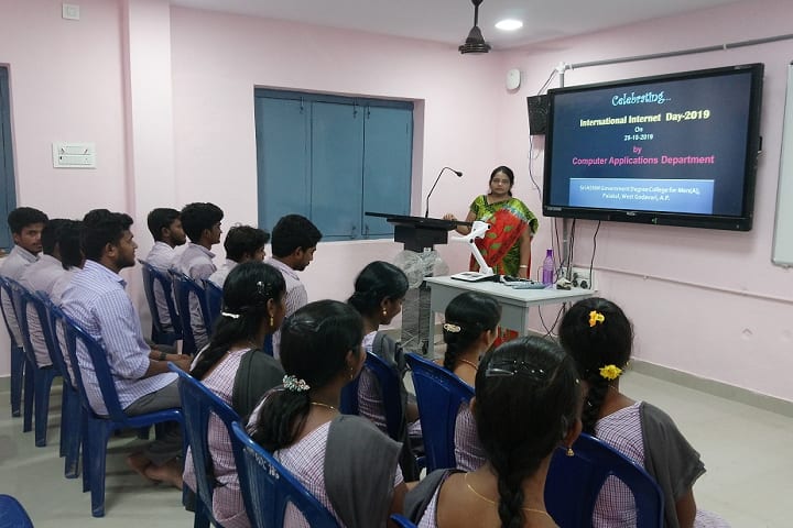 Sri ASNM Government College campus in Palakollu, Andhra Pradesh, India — photo 6