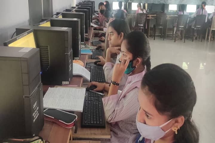 Government Degree College for Women campus in Madanapalle, Andhra Pradesh, India — photo 4