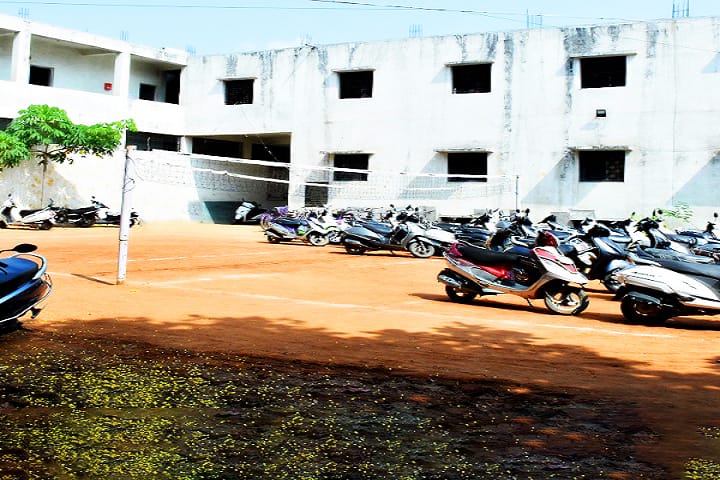 FES Girl's College, Chandrapur campus in Chandrapur, Maharashtra, India