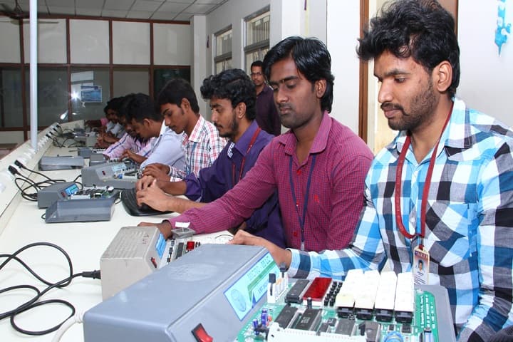 Jaya College of Engineering and Technology campus in Chennai, Tamil Nadu, India — photo 3