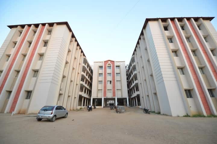KSR College of Engineering campus in Tiruchengode, Tamil Nadu, India — photo 6