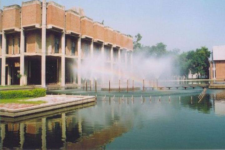IIT Kanpur campus in Kanpur, Uttar Pradesh, India — photo 4