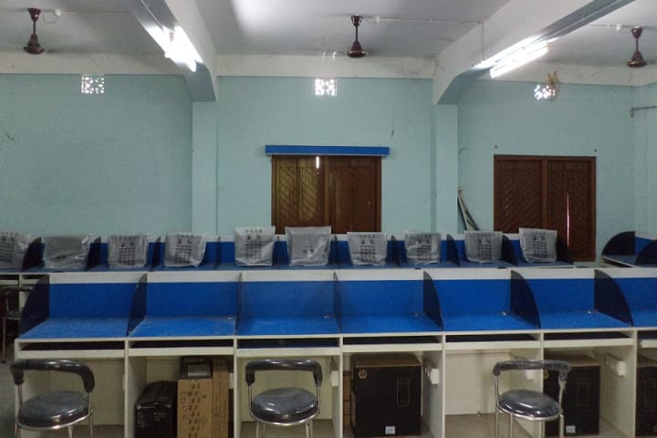 Mathabhanga College campus in Mathabhanga, West Bengal, India — photo 2