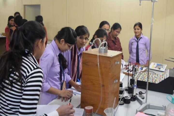 Shri Pushtikar Shri Purohit Surajraj Roopa Devi Smriti Mahila Mahavidyalaya campus in Jodhpur, Rajasthan, India — photo 3