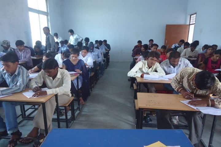 Srajan College campus in Chhatarpur, Madhya Pradesh, India — photo 3