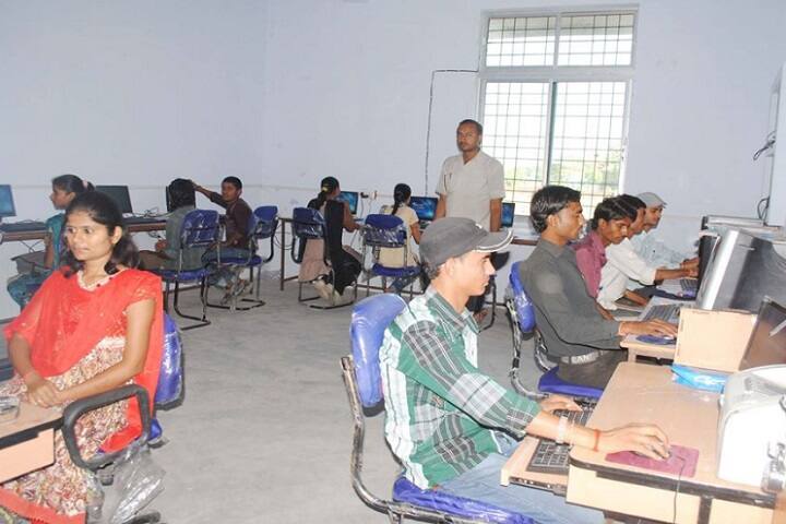 Srajan College campus in Chhatarpur, Madhya Pradesh, India — photo 4