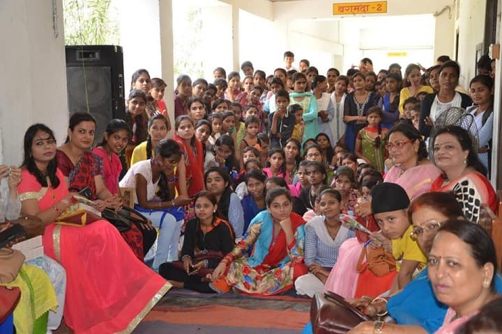 Khun Khun Ji Girls PG College campus in Lucknow, Uttar Pradesh, India — photo 5